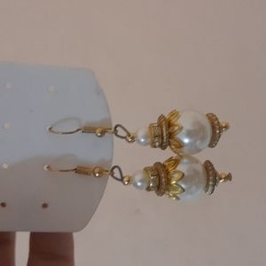 Earings
